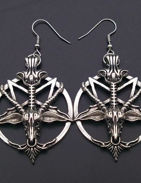 Boucles d'oreilles pendantes tête de chèvre femme